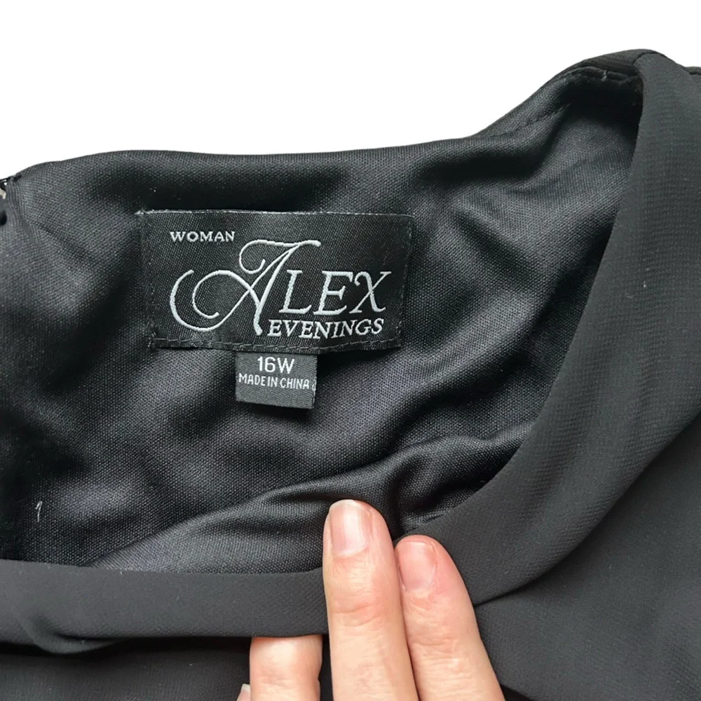 Alex Evenings BLACK JERSEY CHIFONN LONG SLEEVED DRESS WITH BEADED CUFFS size 16W - Picture 4 of 10